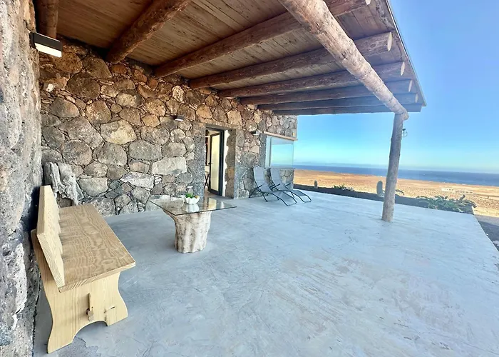 Casita Tahona Con Vistas De Infarto Al Mar Y Volcanes Con Absoluta Privacidad